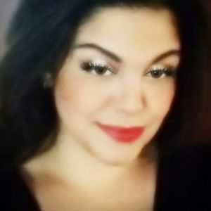 Meet your Posher, Lacey